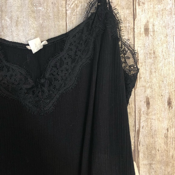 NWT Garage Black Lace Cami - Picture 4 of 6